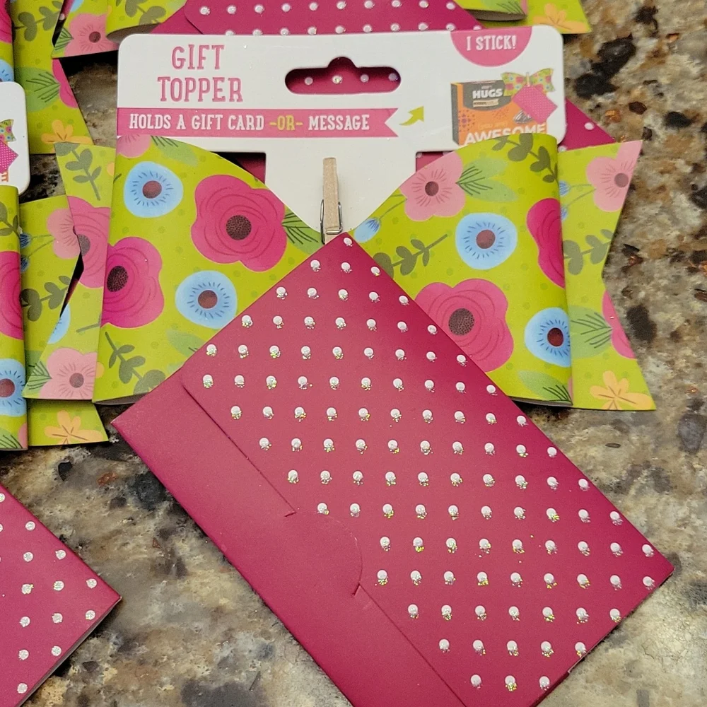 Awesome Gift Toppers NWT